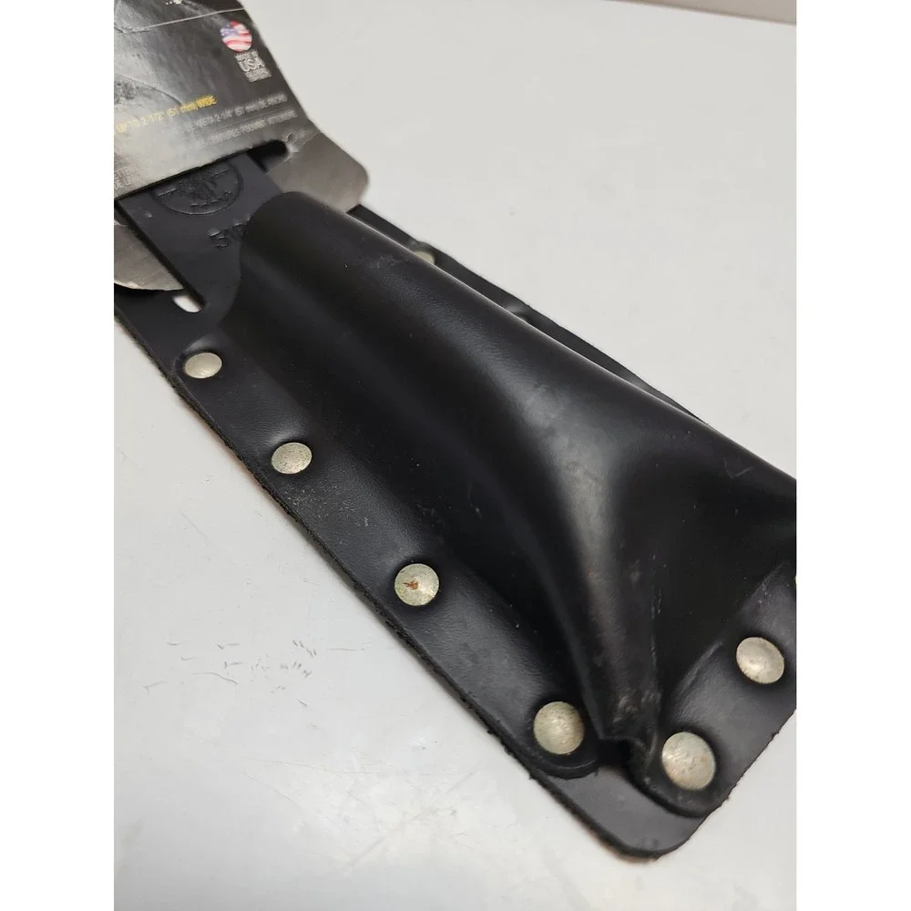 Klein Tools Leather Utility Knife Holder Pouch Fits 2.5 Inch Belts Durable Black